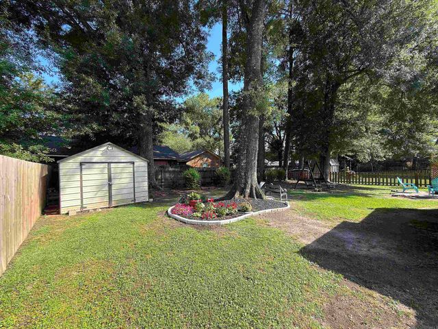 2420 Sherry St, Denham Springs, LA 70726