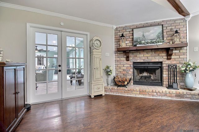 2420 Sherry St, Denham Springs, LA 70726