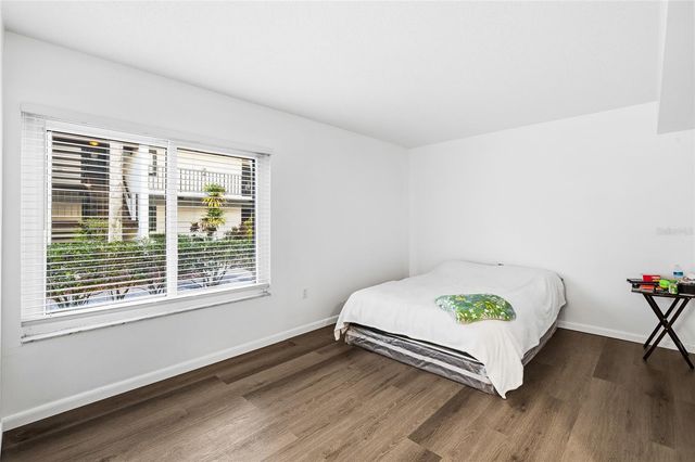 2209 BELLEAIR ROAD C5, Clearwater, FL 33764