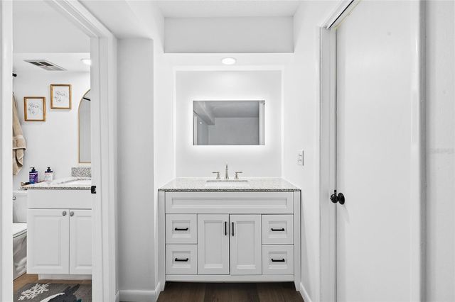 2209 BELLEAIR ROAD C5, Clearwater, FL 33764