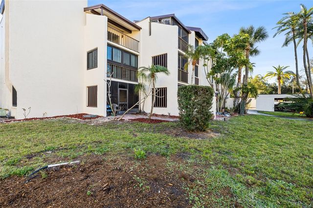 2209 BELLEAIR ROAD C5, Clearwater, FL 33764