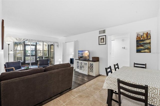 2209 BELLEAIR ROAD C5, Clearwater, FL 33764