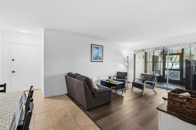 2209 BELLEAIR ROAD C5, Clearwater, FL 33764