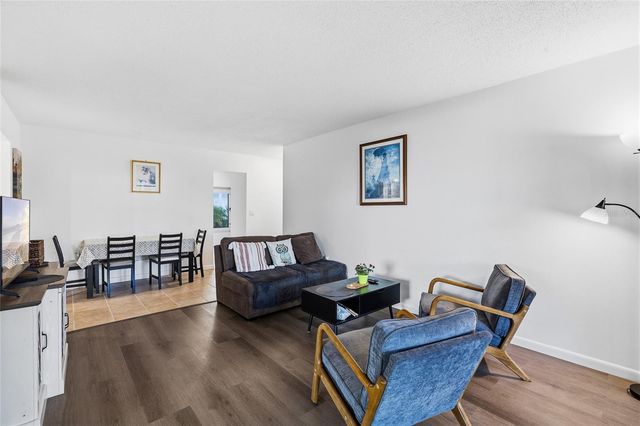 2209 BELLEAIR ROAD C5, Clearwater, FL 33764