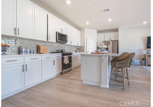 32910 Linecroft Court, Menifee, CA 92584