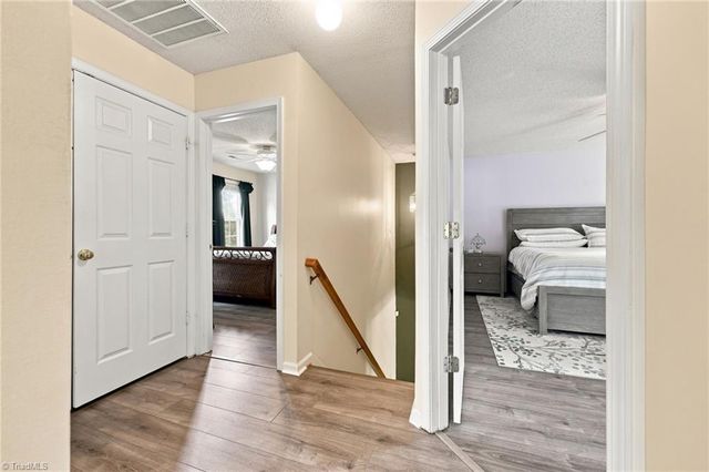 150 Creekview Drive, Kernersville, NC 27284