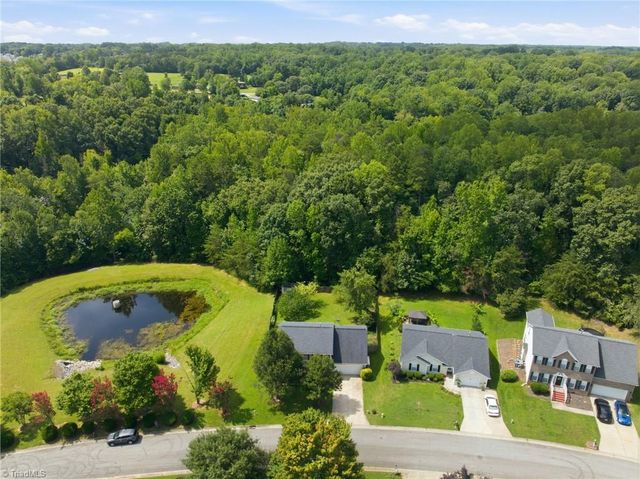 150 Creekview Drive, Kernersville, NC 27284