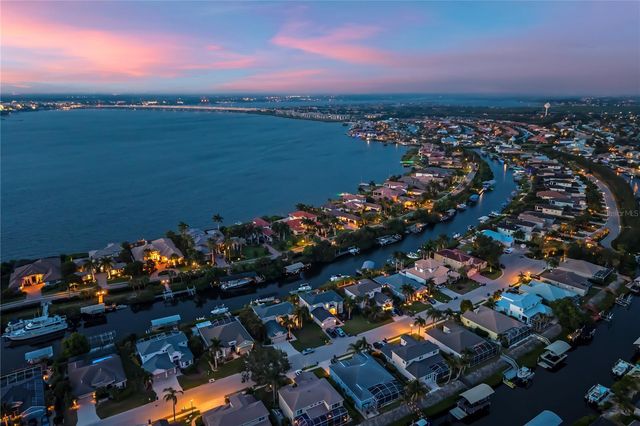 3803 HAWK ISLAND DRIVE, Bradenton, FL 34208