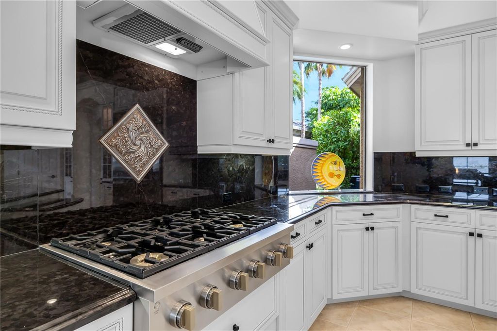 Image 25 of property listing at 3803 HAWK ISLAND DRIVE, Bradenton, FL 34208