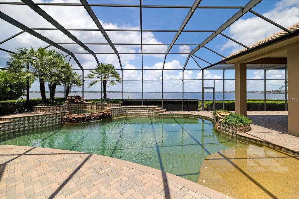 Image 5 of property listing at 3803 HAWK ISLAND DRIVE, Bradenton, FL 34208