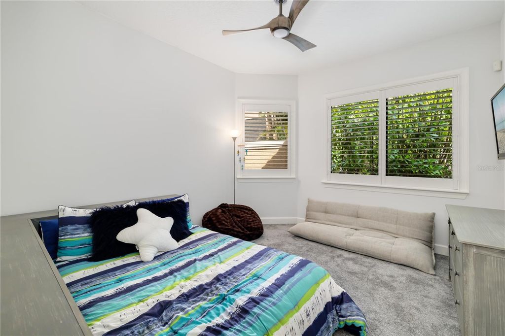 Image 56 of property listing at 3803 HAWK ISLAND DRIVE, Bradenton, FL 34208
