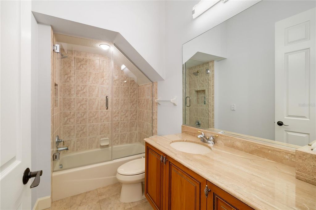 Image 59 of property listing at 3803 HAWK ISLAND DRIVE, Bradenton, FL 34208