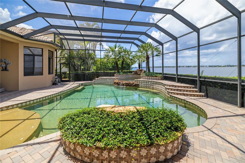 Image 67 of property listing at 3803 HAWK ISLAND DRIVE, Bradenton, FL 34208