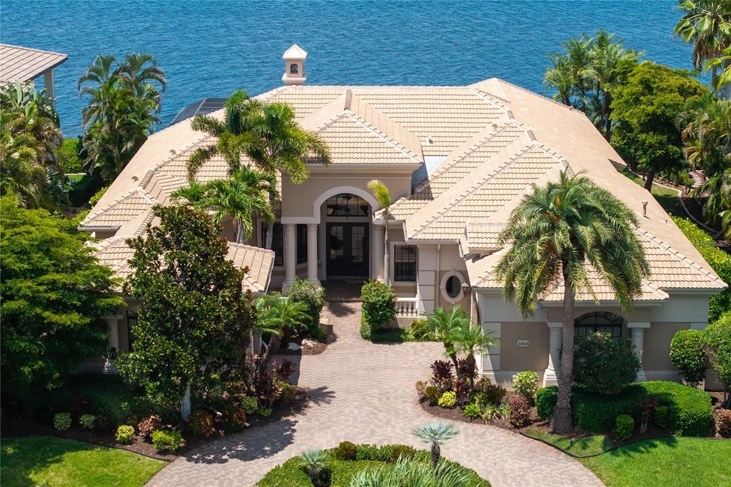 Image 72 of property listing at 3803 HAWK ISLAND DRIVE, Bradenton, FL 34208