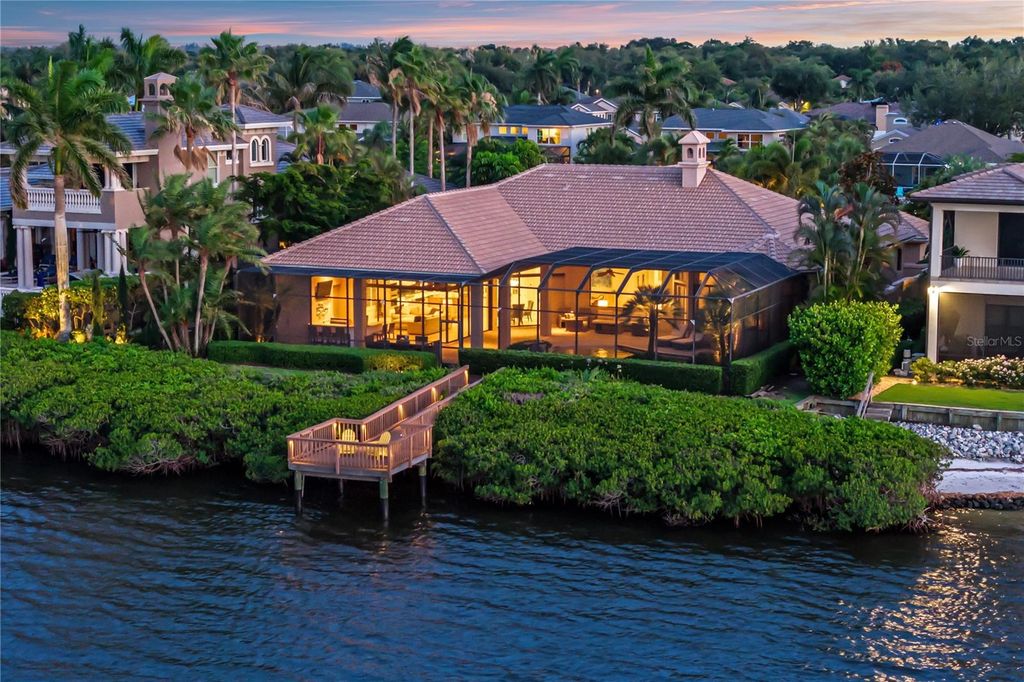 Image 75 of property listing at 3803 HAWK ISLAND DRIVE, Bradenton, FL 34208