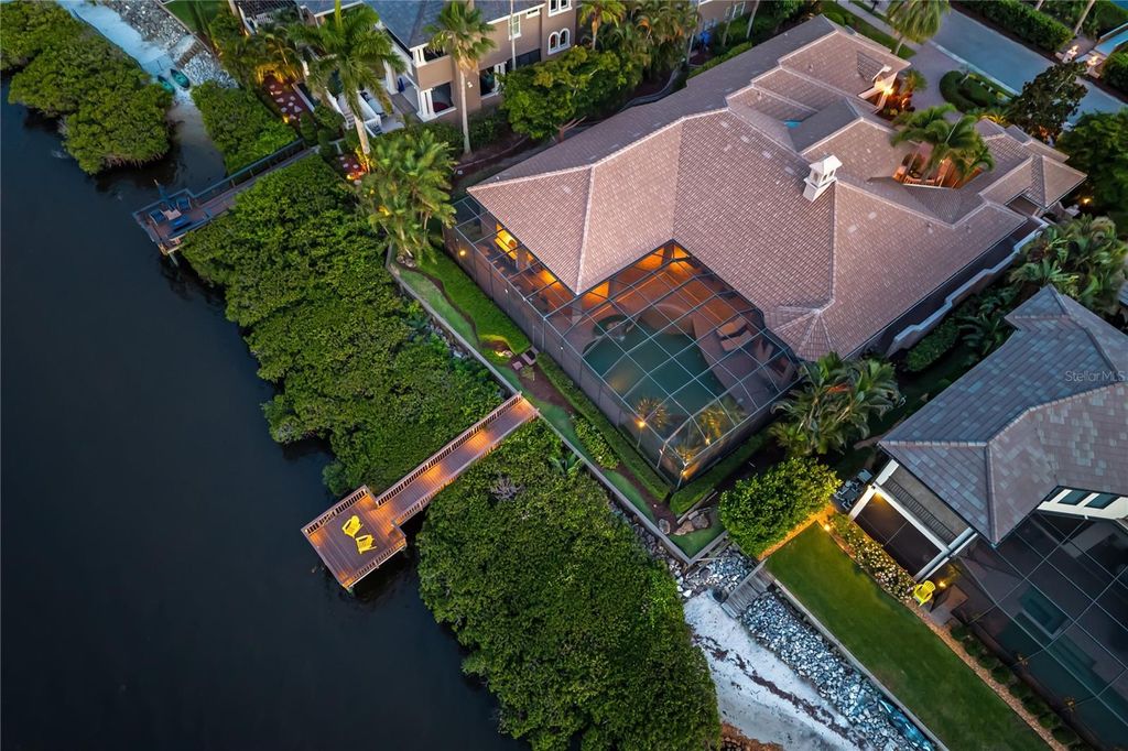 Image 9 of property listing at 3803 HAWK ISLAND DRIVE, Bradenton, FL 34208
