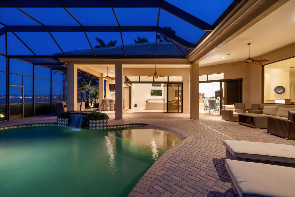 Image 84 of property listing at 3803 HAWK ISLAND DRIVE, Bradenton, FL 34208
