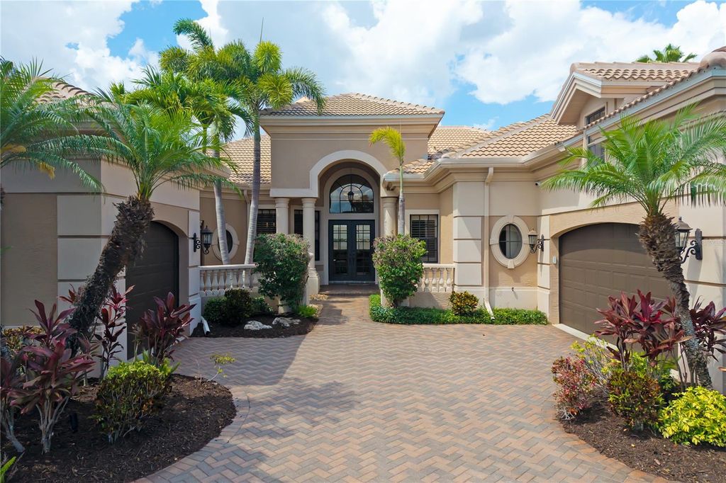 Image 93 of property listing at 3803 HAWK ISLAND DRIVE, Bradenton, FL 34208