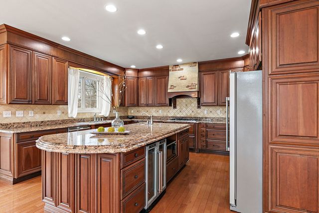 295 Larking Avenue, Dekalb, IL 60115