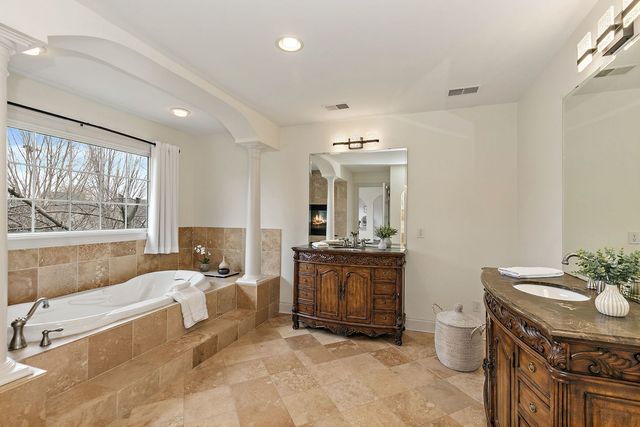 295 Larking Avenue, Dekalb, IL 60115