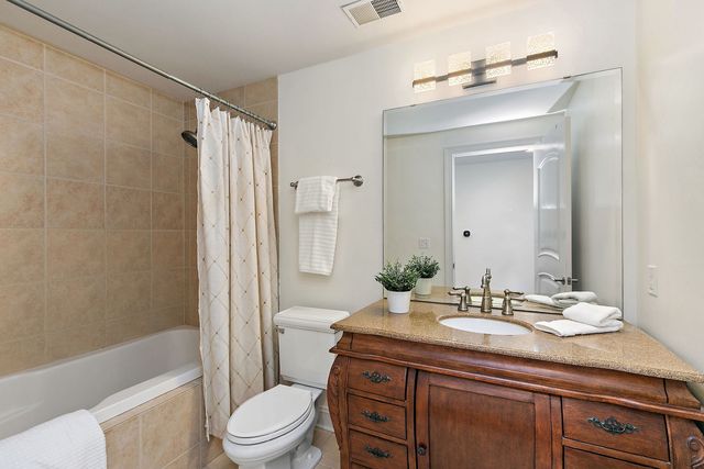 295 Larking Avenue, Dekalb, IL 60115