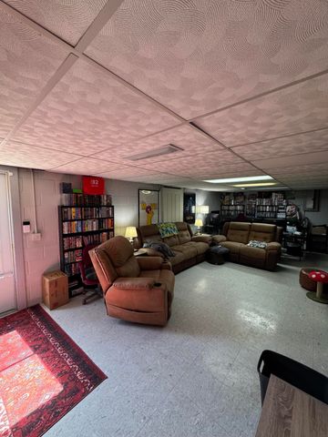 546 FRANK Street, Council Bluffs, IA 51503