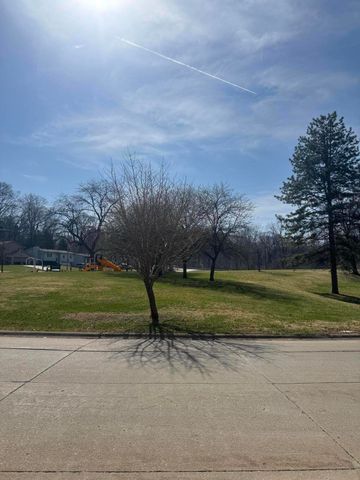 546 FRANK Street, Council Bluffs, IA 51503