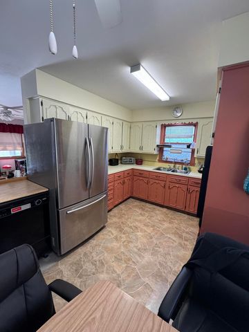 546 FRANK Street, Council Bluffs, IA 51503