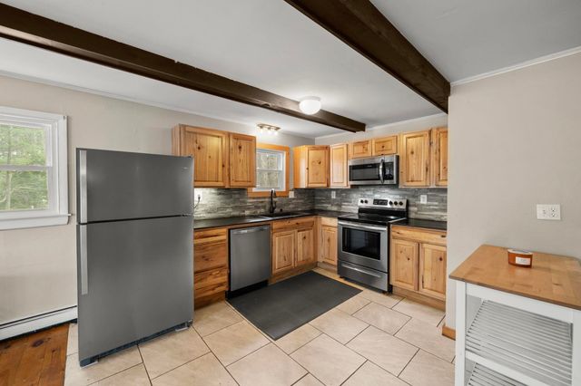 543 Long Shores Drive, Barrington, NH 03825