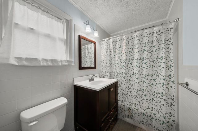 543 Long Shores Drive, Barrington, NH 03825