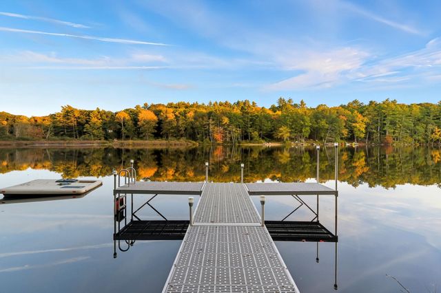 543 Long Shores Drive, Barrington, NH 03825