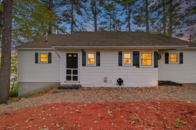 543 Long Shores Drive, Barrington, NH 03825