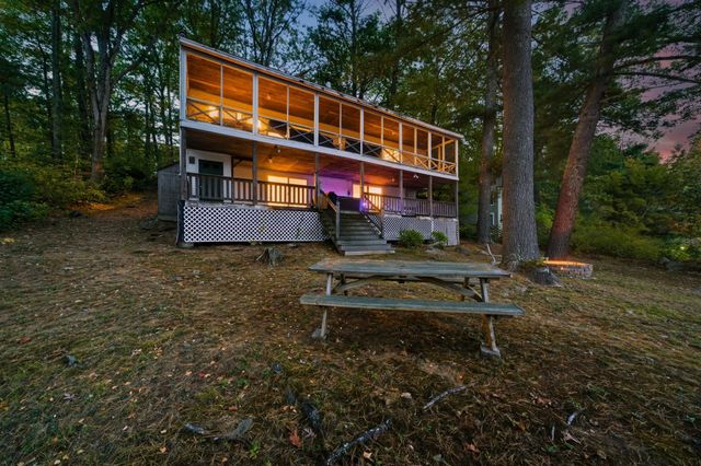 543 Long Shores Drive, Barrington, NH 03825