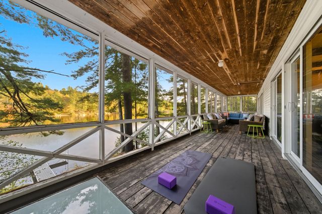 543 Long Shores Drive, Barrington, NH 03825