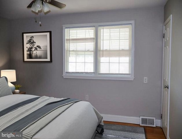 3689 N HEREFORD LN, Philadelphia, PA 19114