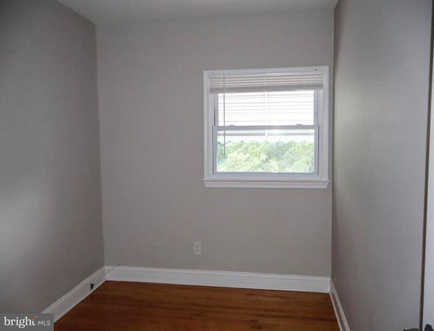 3689 N HEREFORD LN, Philadelphia, PA 19114