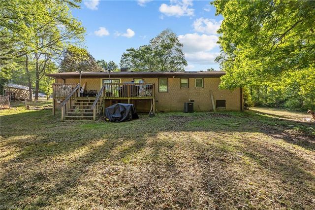 4206 Barrett Drive, Archdale, NC 27263
