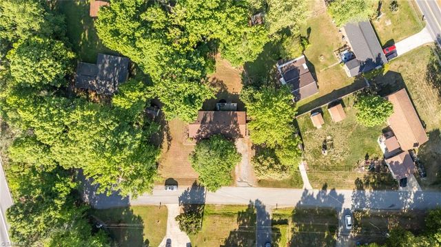 4206 Barrett Drive, Archdale, NC 27263