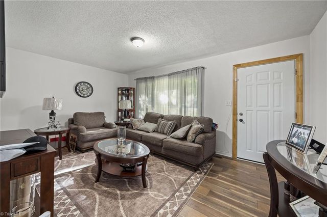 4206 Barrett Drive, Archdale, NC 27263