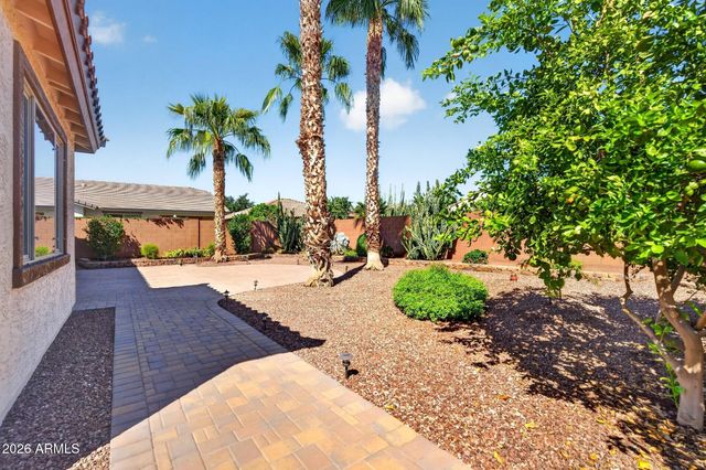 14904 W LUNA Circle, Litchfield Park, AZ 85340