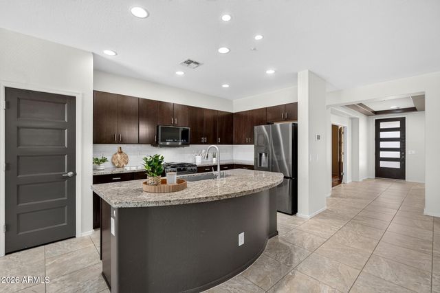 14904 W LUNA Circle, Litchfield Park, AZ 85340