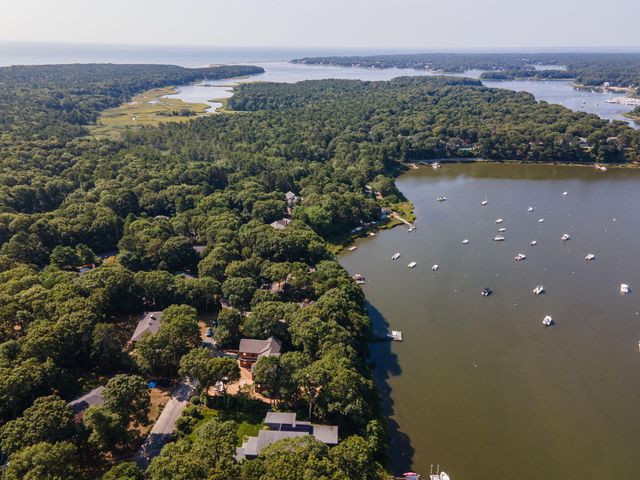 640 Poponessett Road, Cotuit, MA 02635