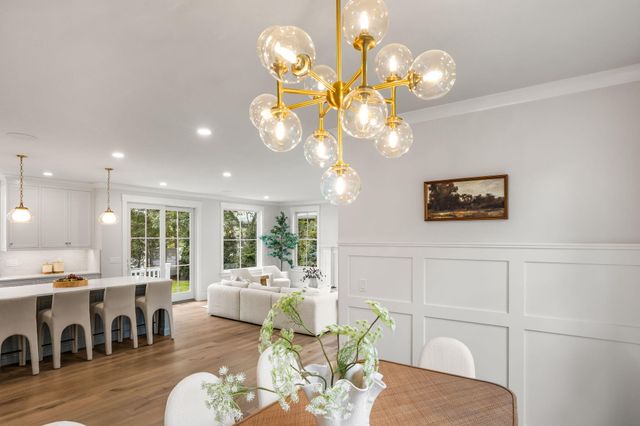 640 Poponessett Road, Cotuit, MA 02635