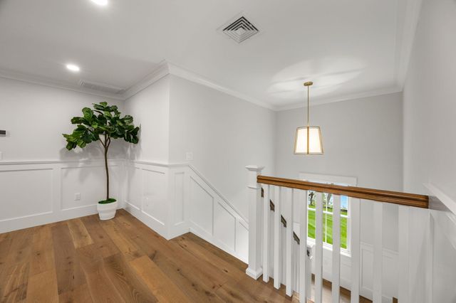 640 Poponessett Road, Cotuit, MA 02635