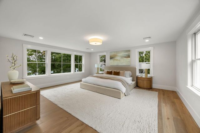 640 Poponessett Road, Cotuit, MA 02635