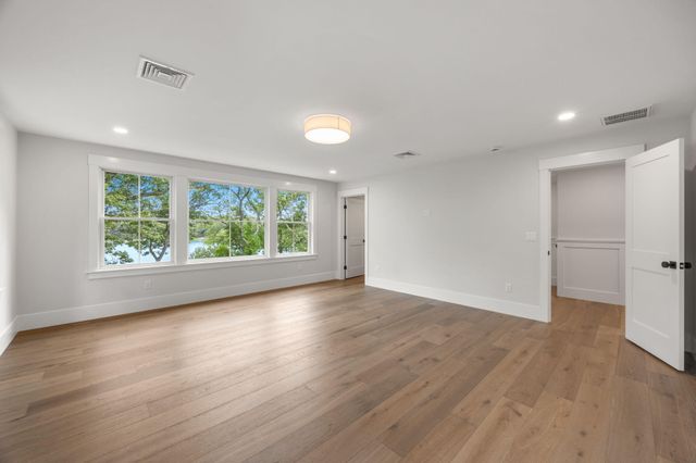 640 Poponessett Road, Cotuit, MA 02635