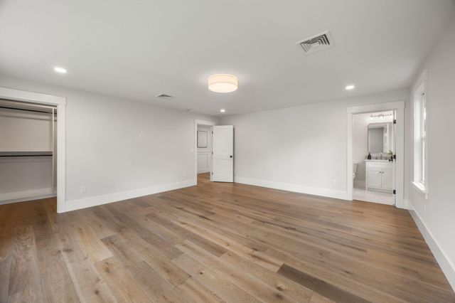 640 Poponessett Road, Cotuit, MA 02635