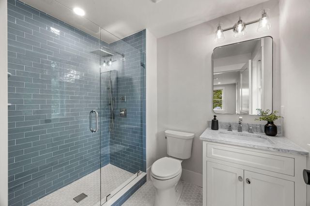 640 Poponessett Road, Cotuit, MA 02635