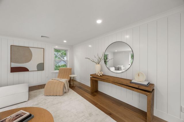 640 Poponessett Road, Cotuit, MA 02635