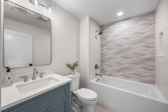 640 Poponessett Road, Cotuit, MA 02635